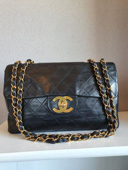 Chanel  timeless classic jumbo vintage flap Crossbody Bag