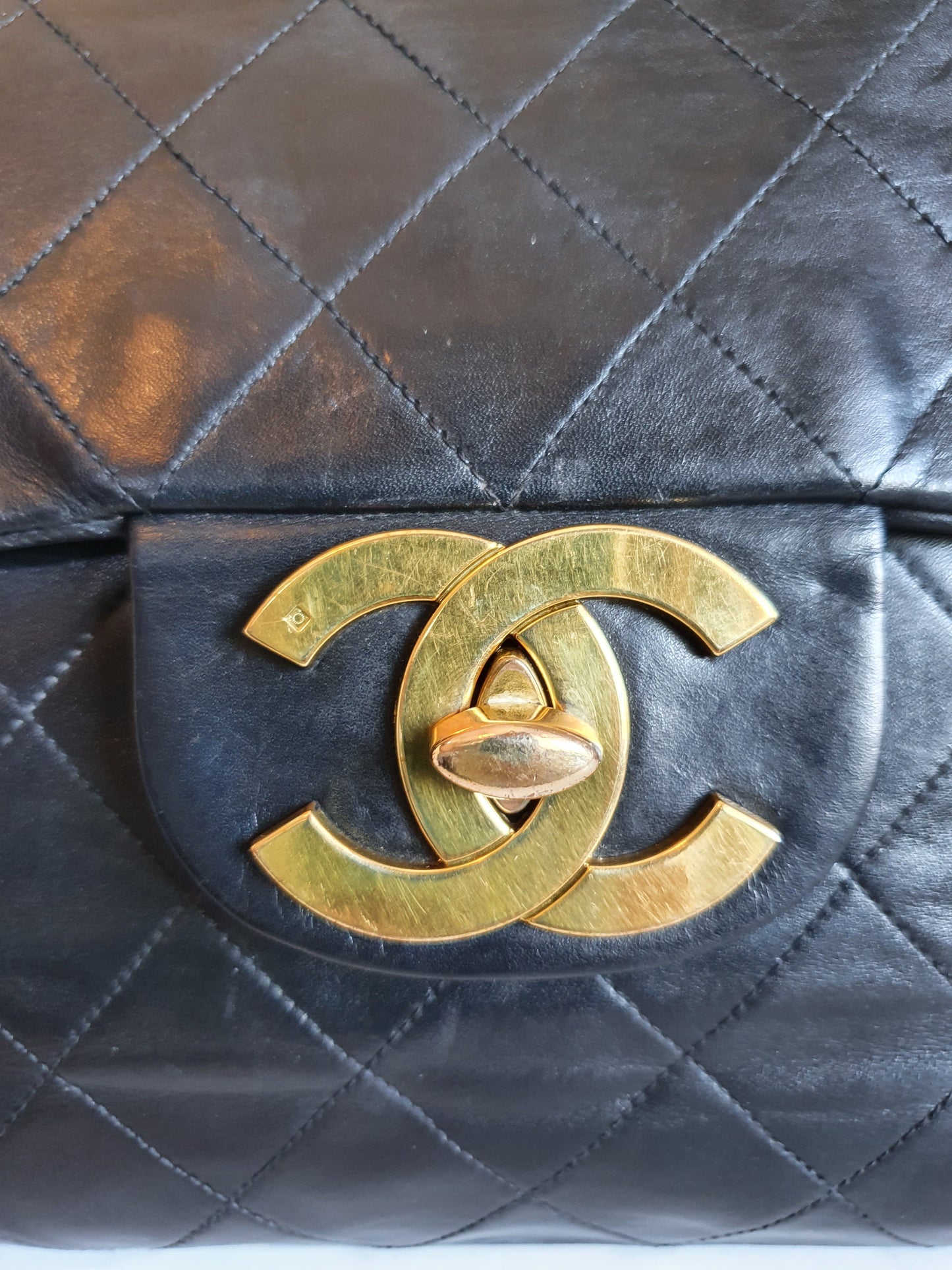 Chanel  timeless classic jumbo vintage flap Crossbody Bag