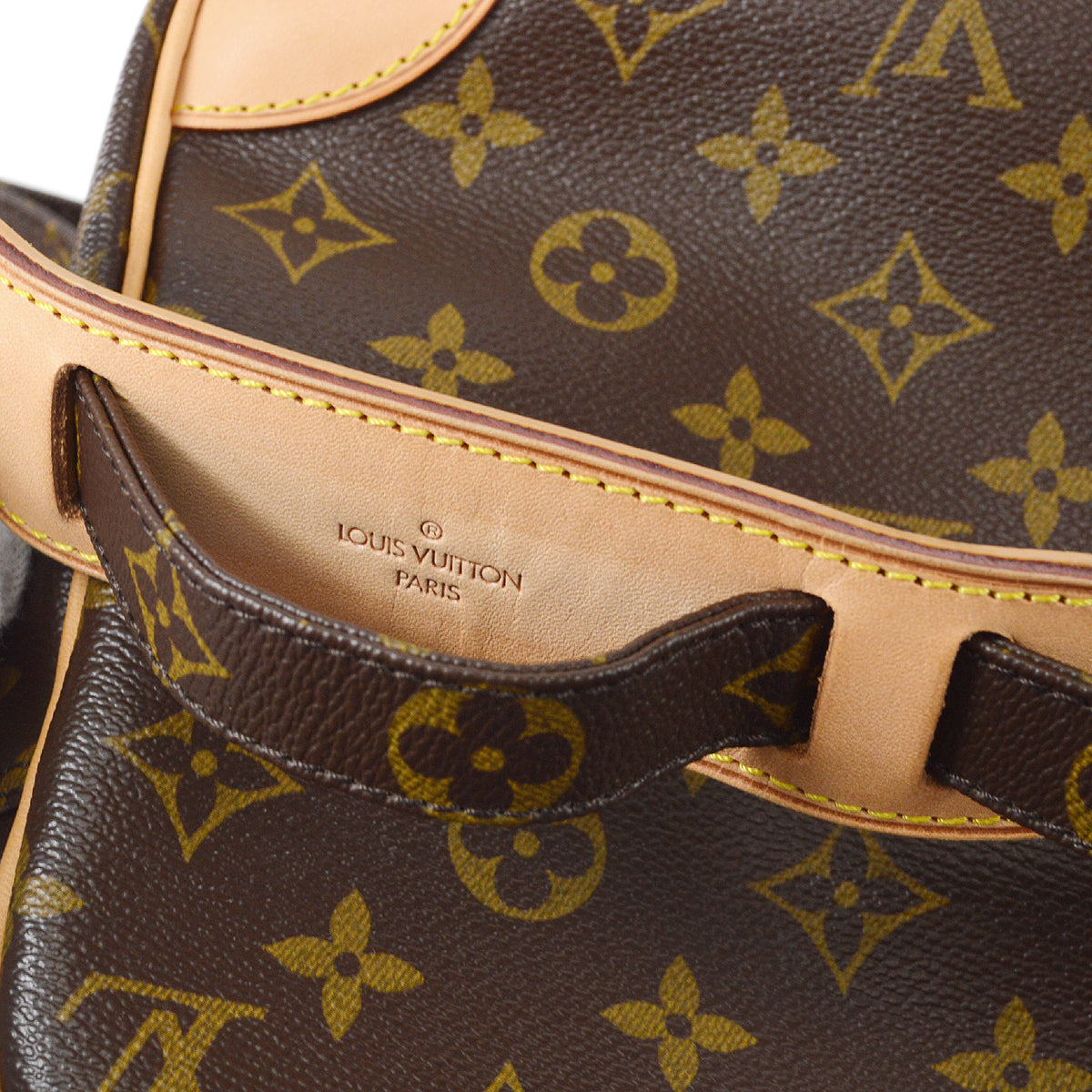 Louis Vuitton  Nile Messenger Shoulder Bag Monogram M45244 97753