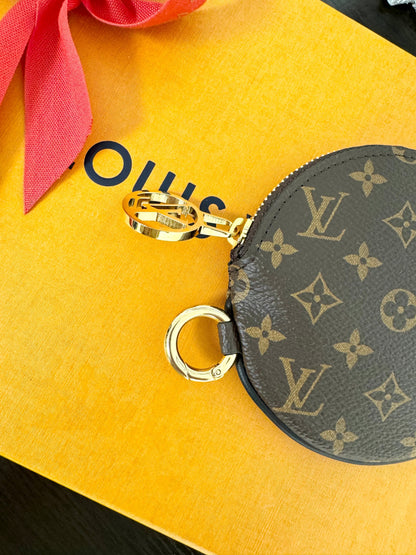 LOUIS VUITTON 2020 Monogram Mini Round Coin Purse