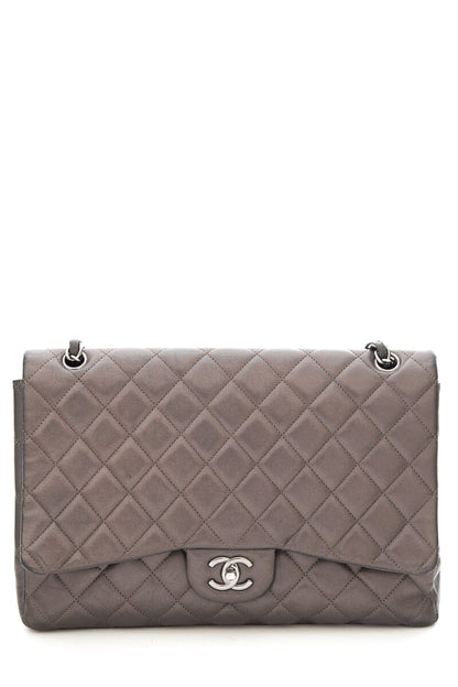 Chanel 2009-2010 Maxi Classic Flap Gunmetal Quilted Lambskin HandBag W Silver HW