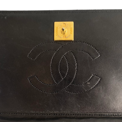 Chanel Black Leather Flap Bag shoulder Bag