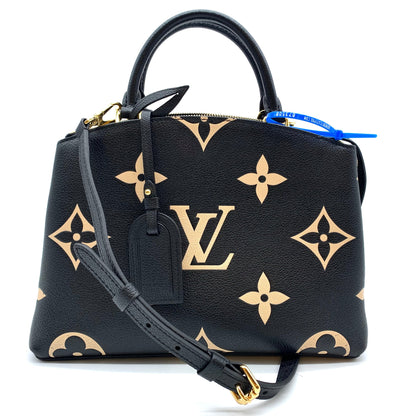 Handbag Luxury Designer By Louis Vuitton  Size: Small