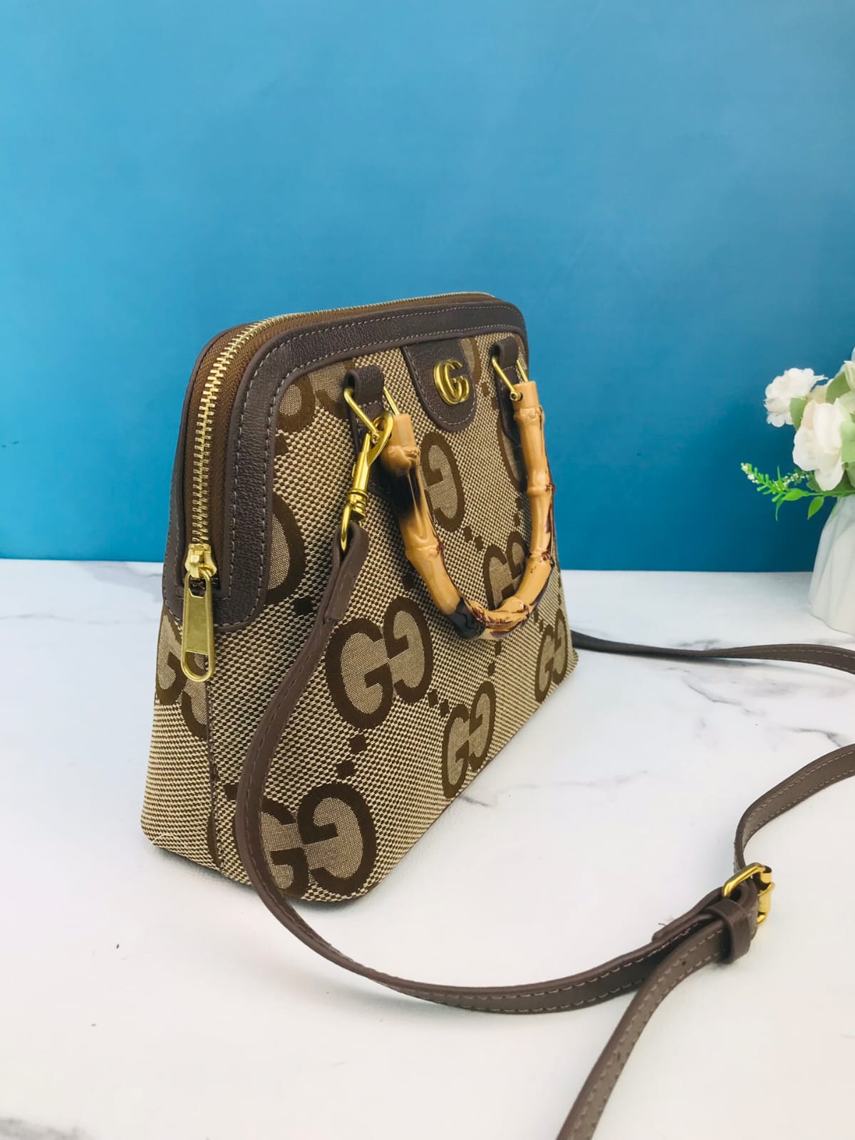 Gucci bamboo handle handbag