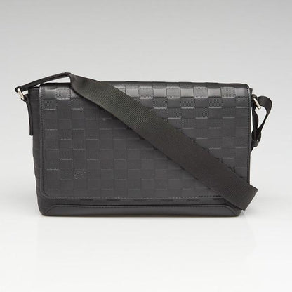 Louis Vuitton District PM Damier Infini Leather Onyx