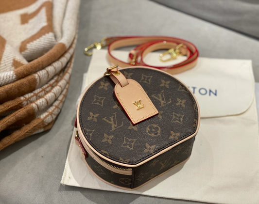 Designer Handbags Louis Vuitton 074