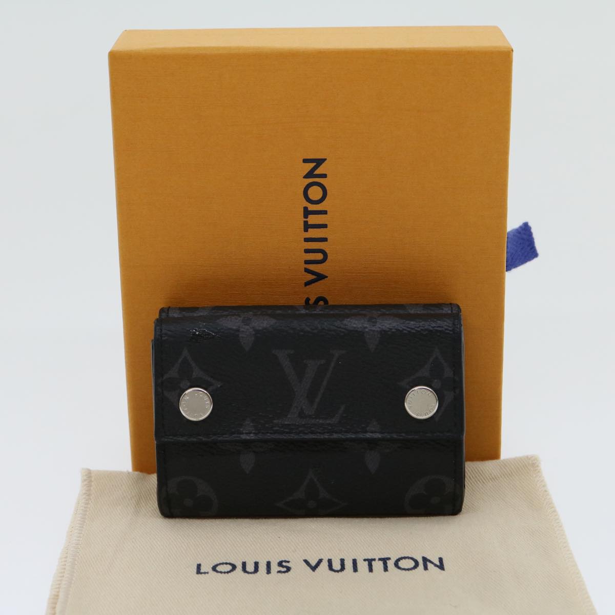 Louis Vuitton  Monogram Eclipse Discovery compact wallet Wallet M67630 Auth 30813