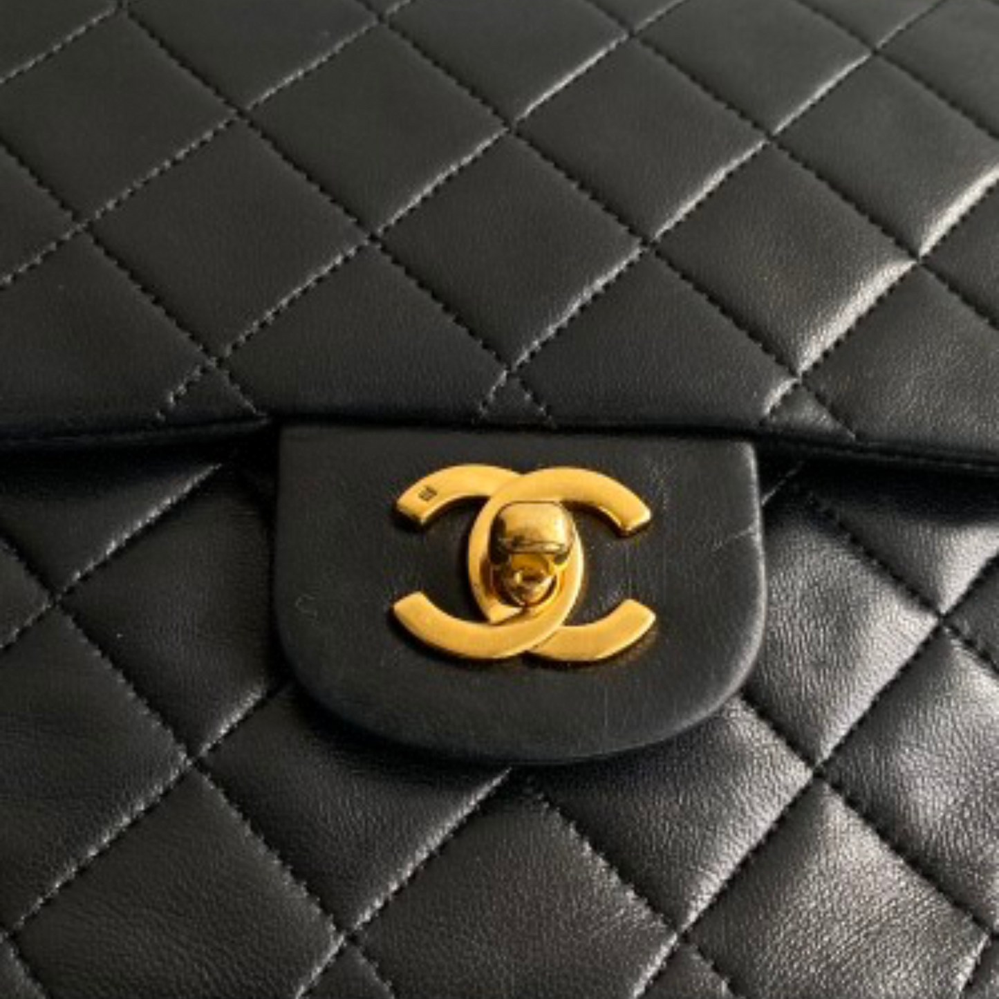 Chanel Black Leather Double flap shoulder Bag