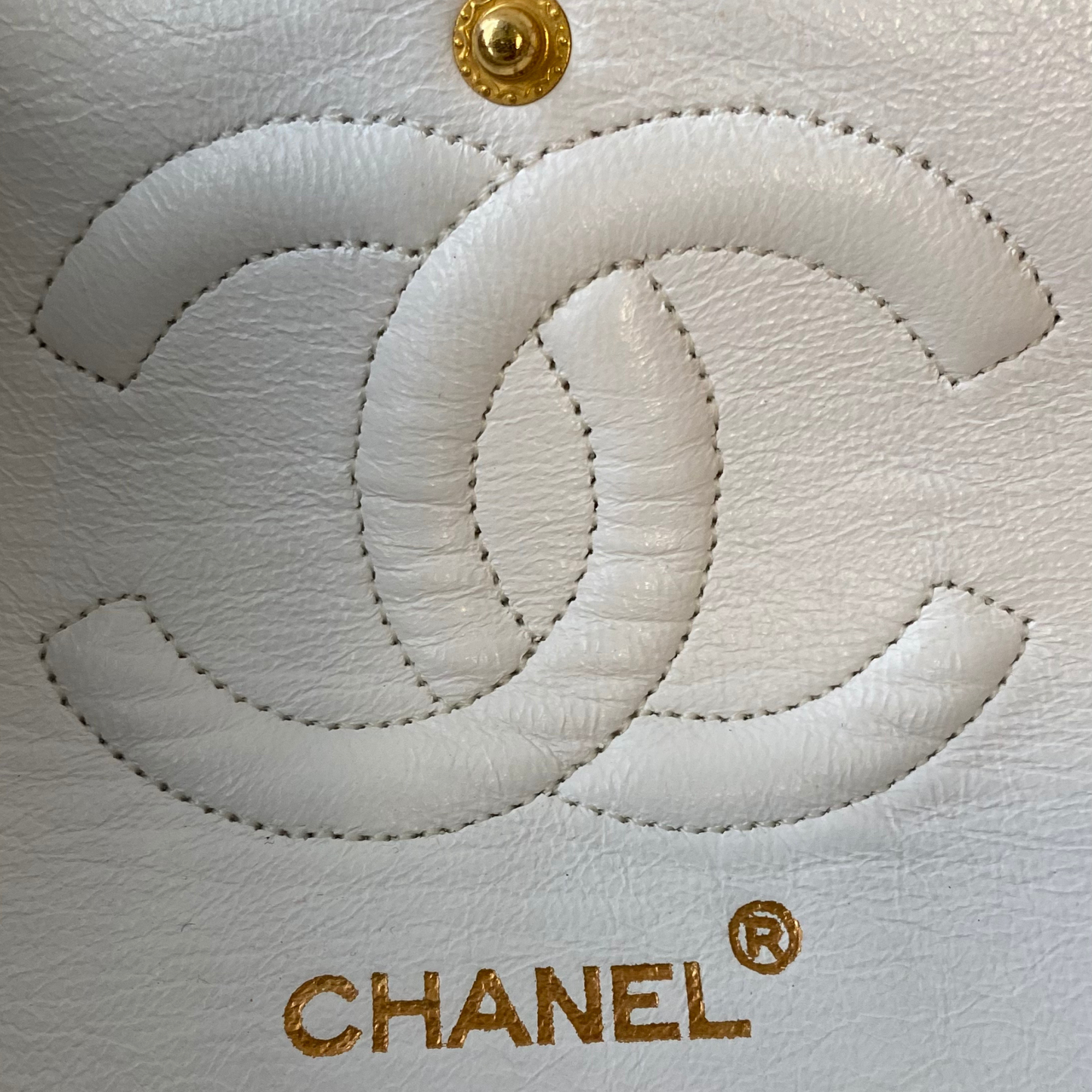 Chanel White Leather Double flap shoulder Bag