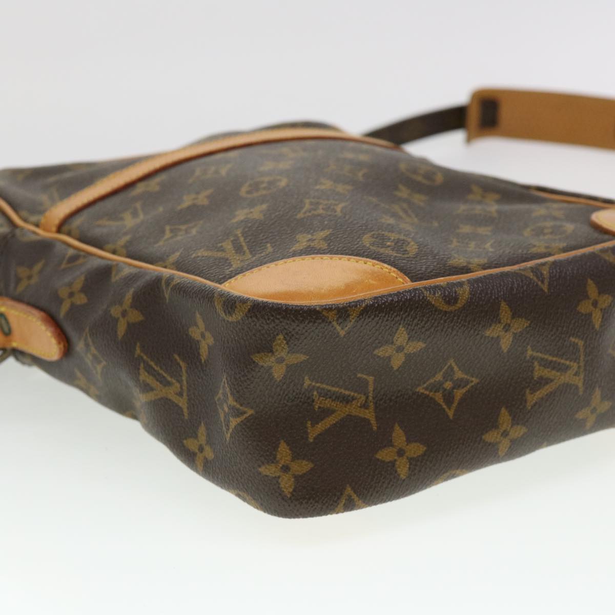 Louis Vuitton  Monogram Danube MM Shoulder Bag M45264 LV Auth 38871