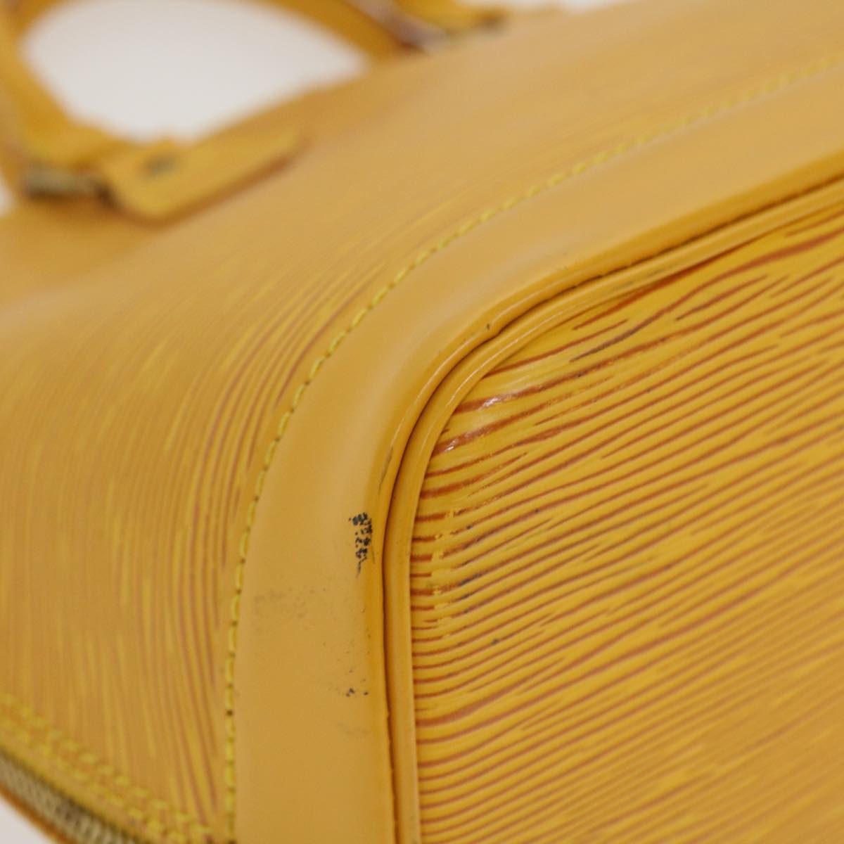 LOUIS VUITTON Epi Alma Hand Bag Tassili Yellow M52149 LV Auth 39561