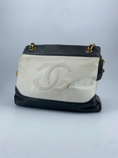 Chanel C22