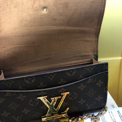 Designer Handbags Louis Vuitton 154