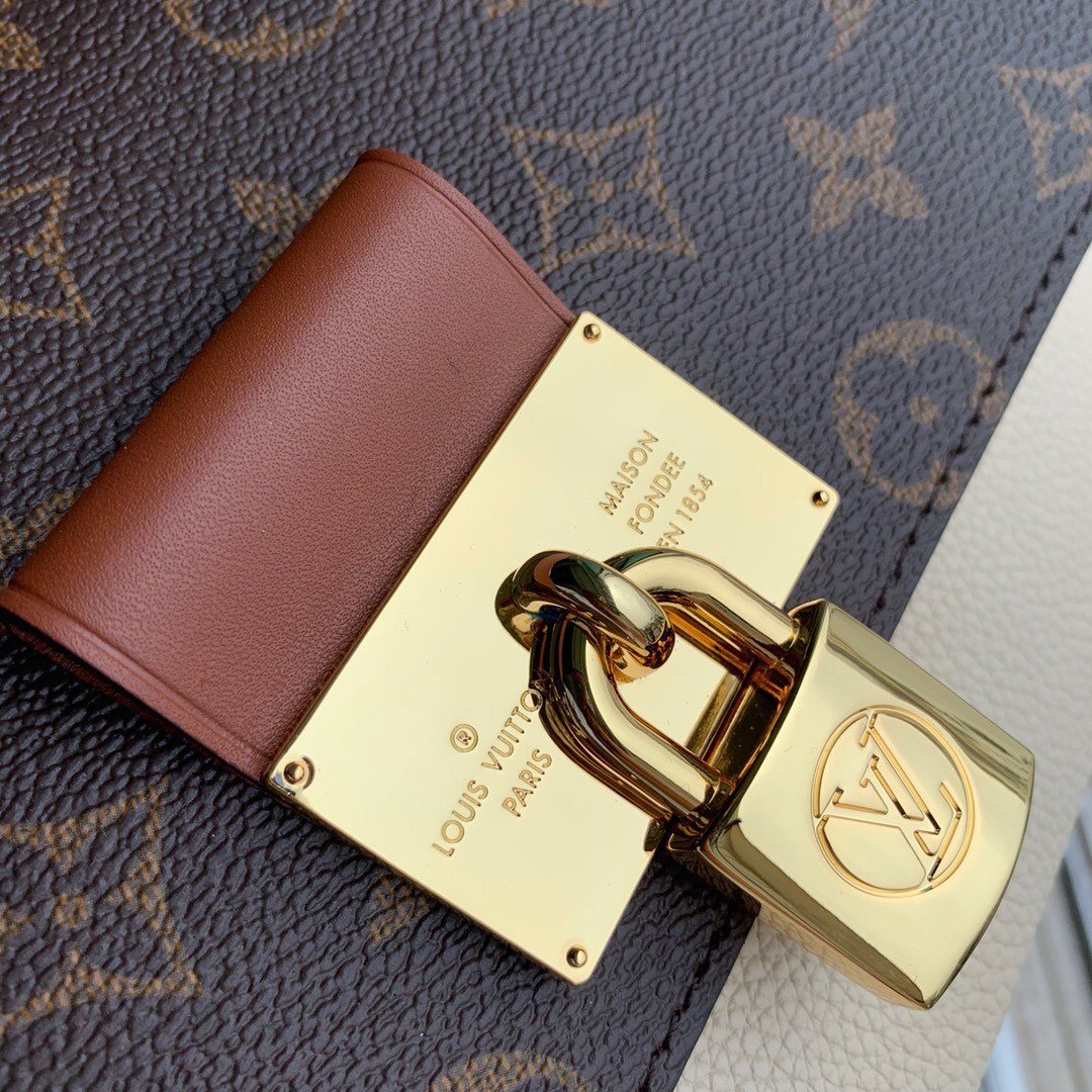 Louis Vuitton  VAUGIRARD