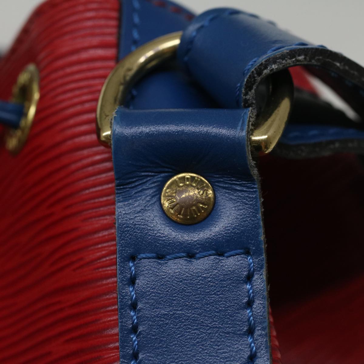 LOUIS VUITTON Epi Noe Shoulder Bag Bicolor Red Blue M44084 LV Auth 58724