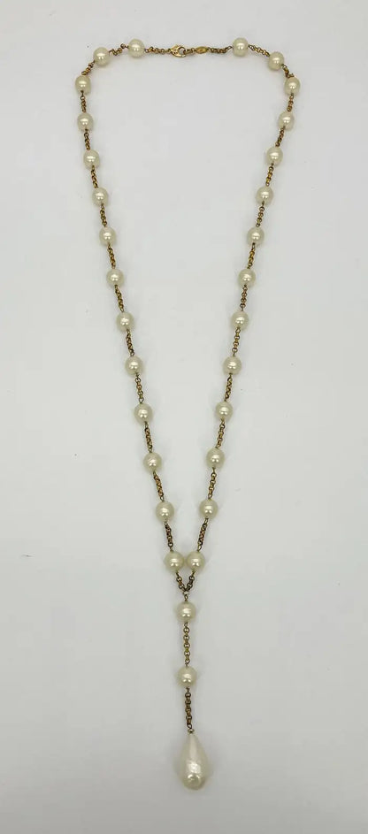 Vintage Chanel Pearl Y Lariat Necklace