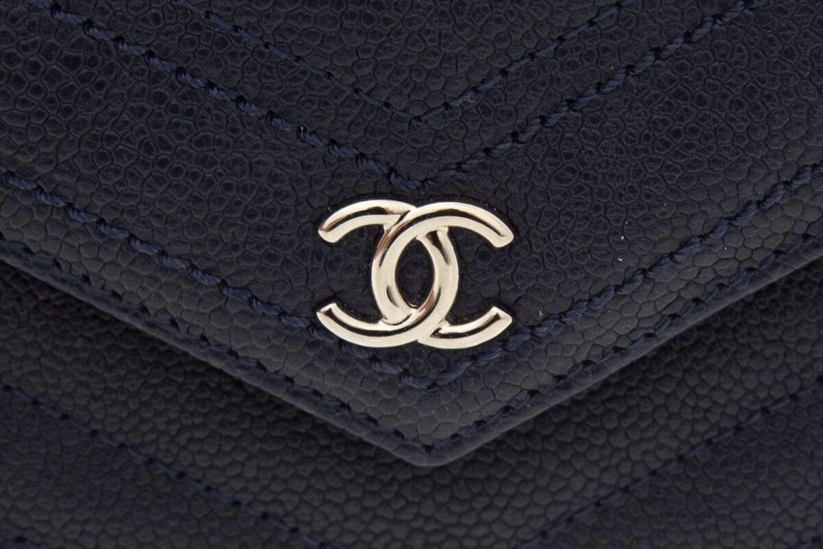 Chanel 2017  Navy Caviar Chevron O Clutch