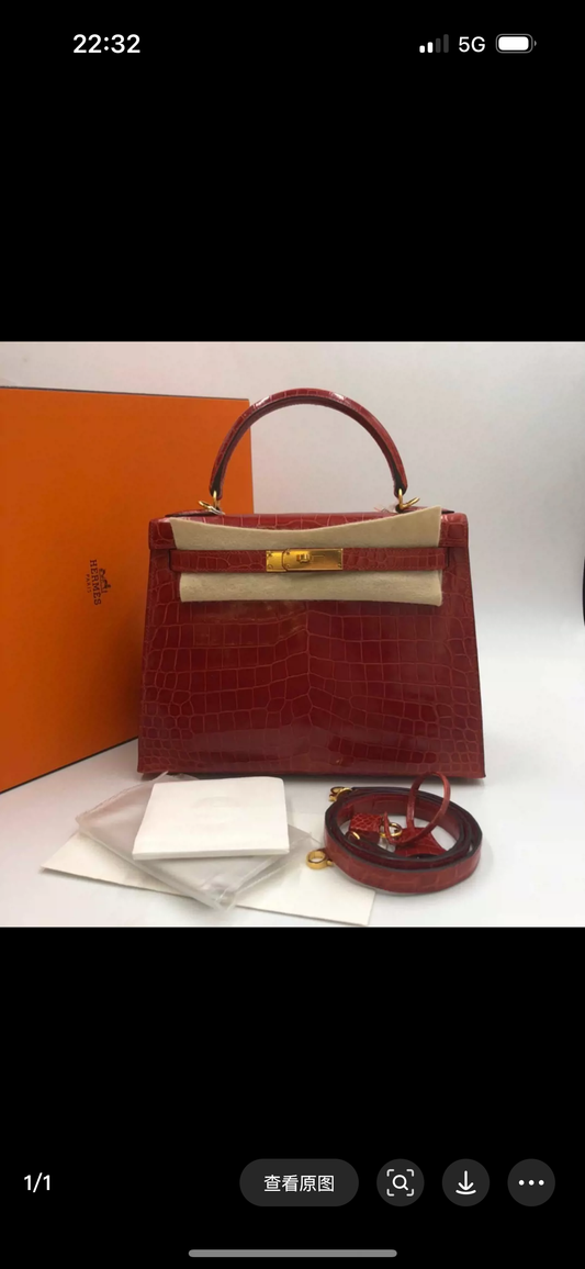 Hermes Kelly Bag 28cm in Sanguine Crocodile Niloticus Leather with Gold Hardware