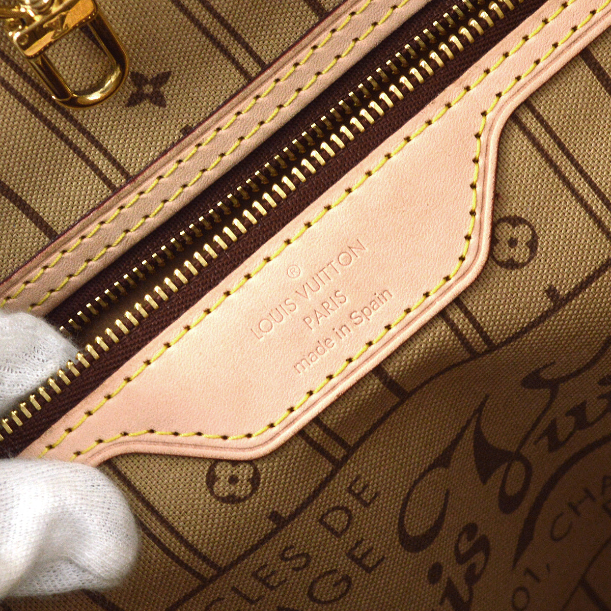 Louis Vuitton 2011 Monogram Neverfull MM M40156