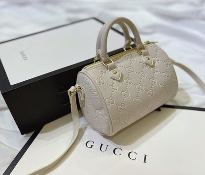 Gucci Diana  Tote Handbag Sets