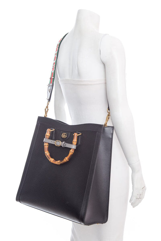 Gucci Calfskin Studded Maxi Diana Black Tote Bag Cuir