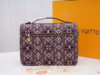 Designer Handbags Louis Vuitton 130