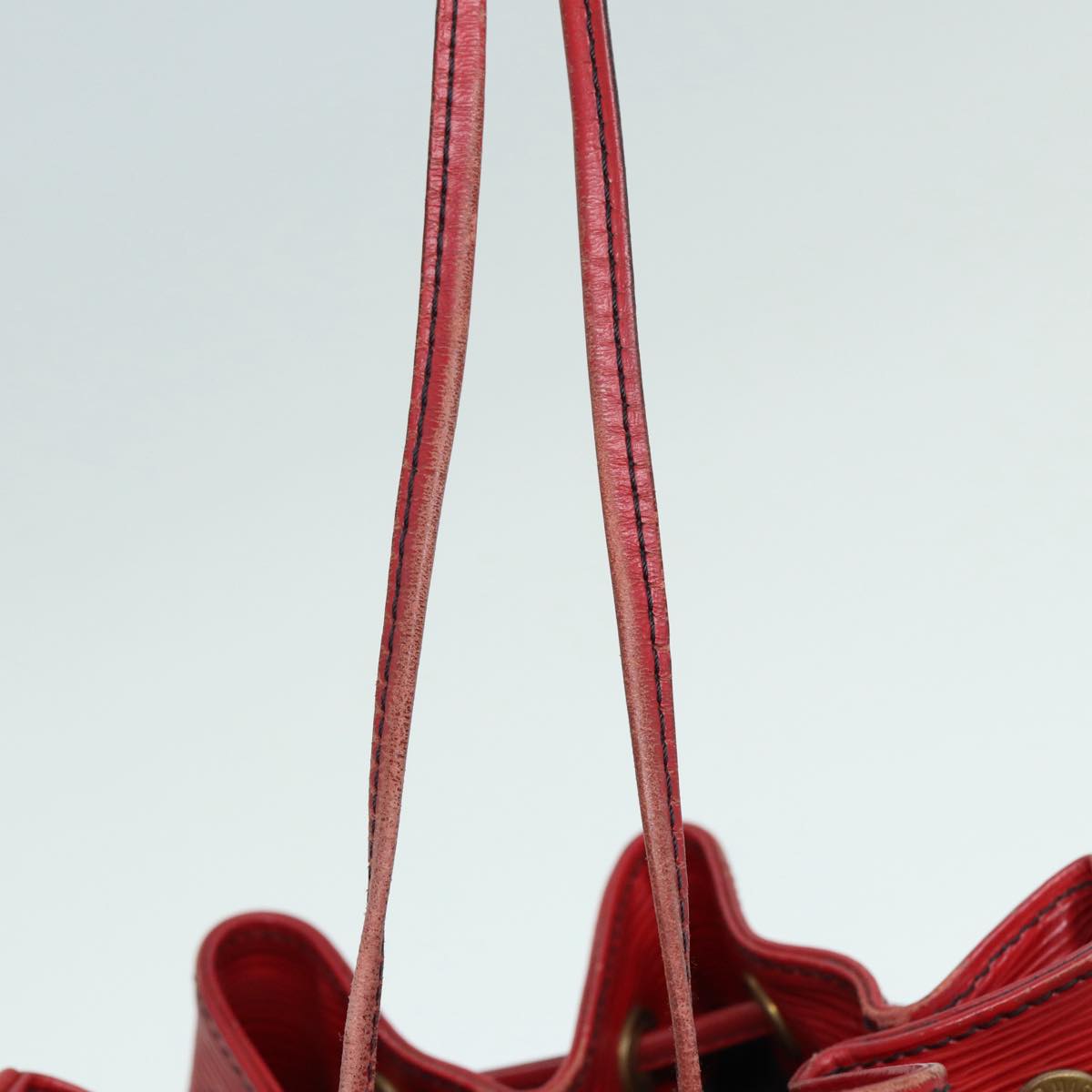 LOUIS VUITTON Epi Petit Noe Shoulder Bag Red M44107 LV Auth 86673