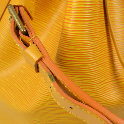 Louis Vuitton 1995 Yellow Epi Noe Bucket Drawstring Bag M44009