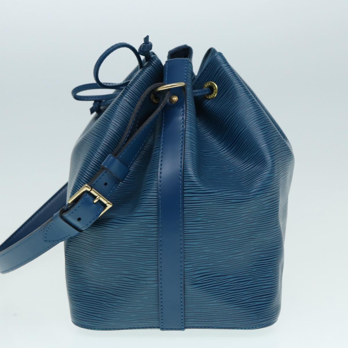 LOUIS VUITTON Epi Petit Noe Shoulder Bag Blue M44105 LV Auth 88889