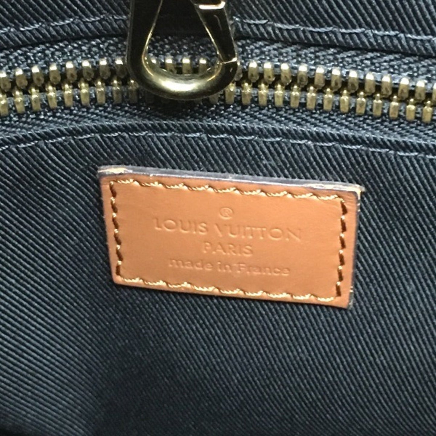 LOUIS VUITTON Dauphine Mm Shoulder Bag