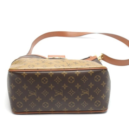 LOUIS VUITTON Dauphine Mm Shoulder Bag