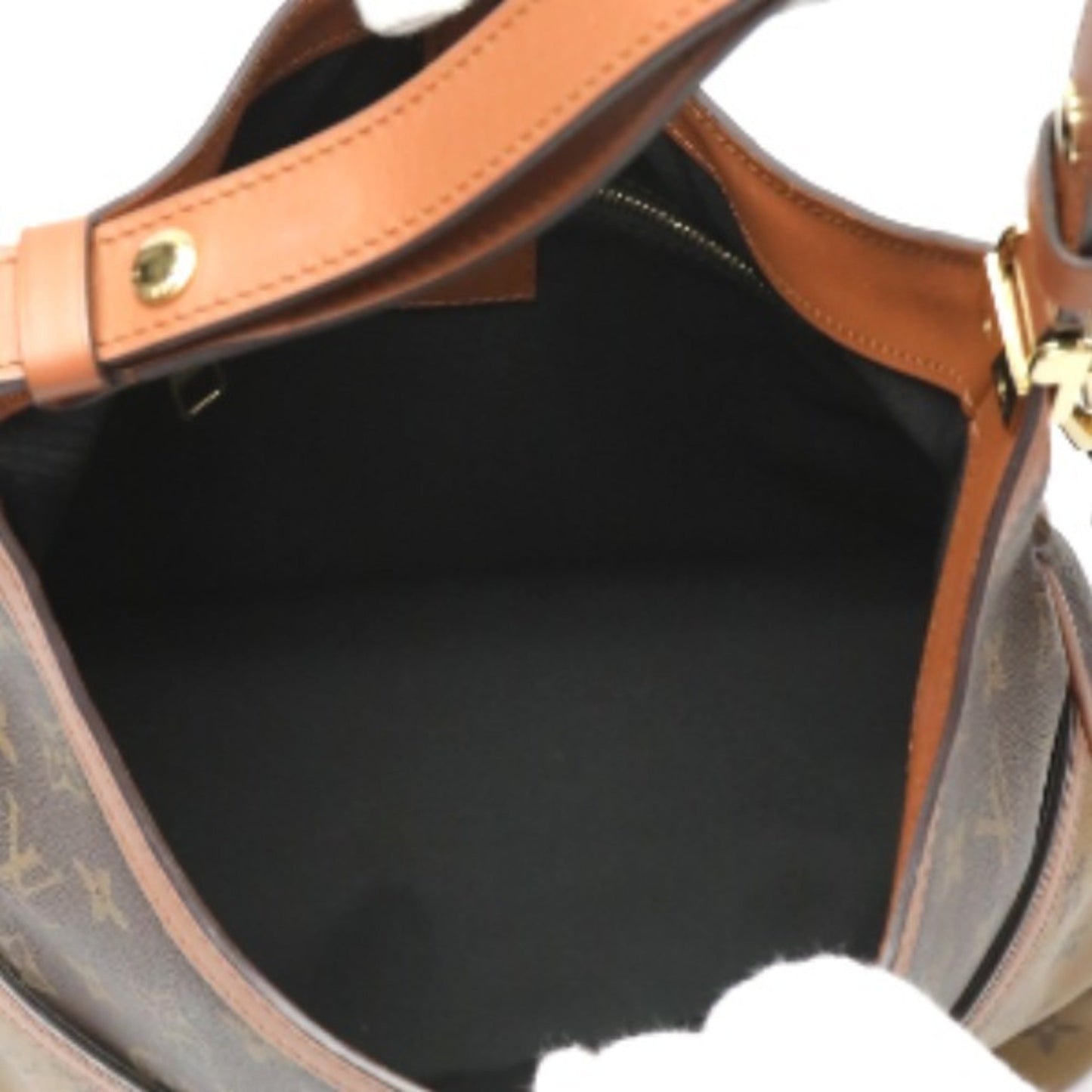 LOUIS VUITTON Dauphine Mm Shoulder Bag