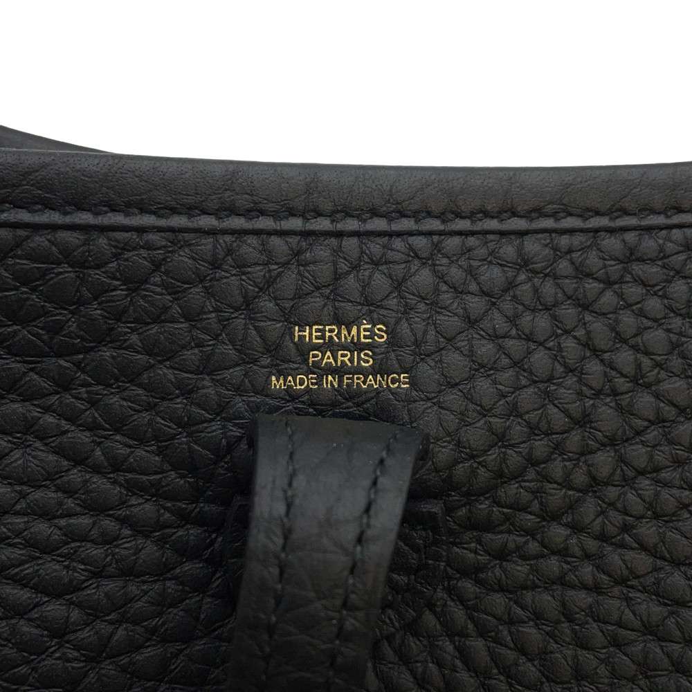 HERMES Evelyne Black Taurillon Clemence Size TPM