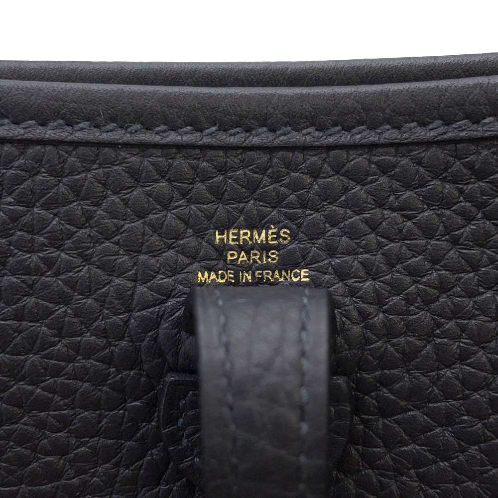 HERMES Evelyne Caban Taurillon Clemence Size TPM