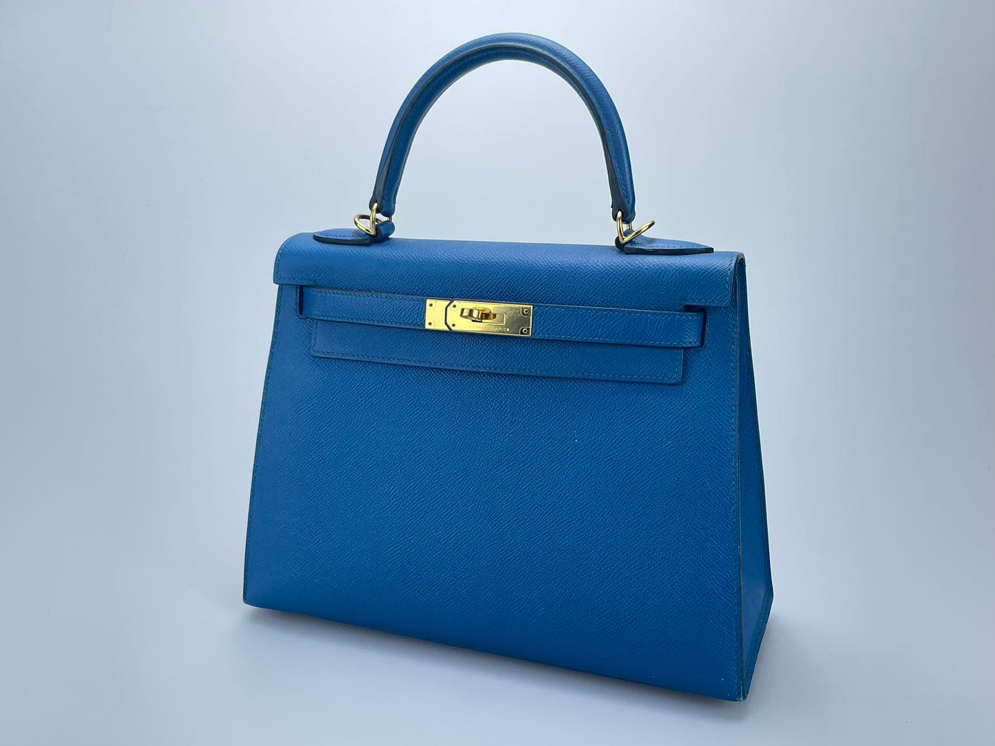 Hermes Kelly Sellier Bag 28cm In Blue Epsom Leather With Gold Hardware