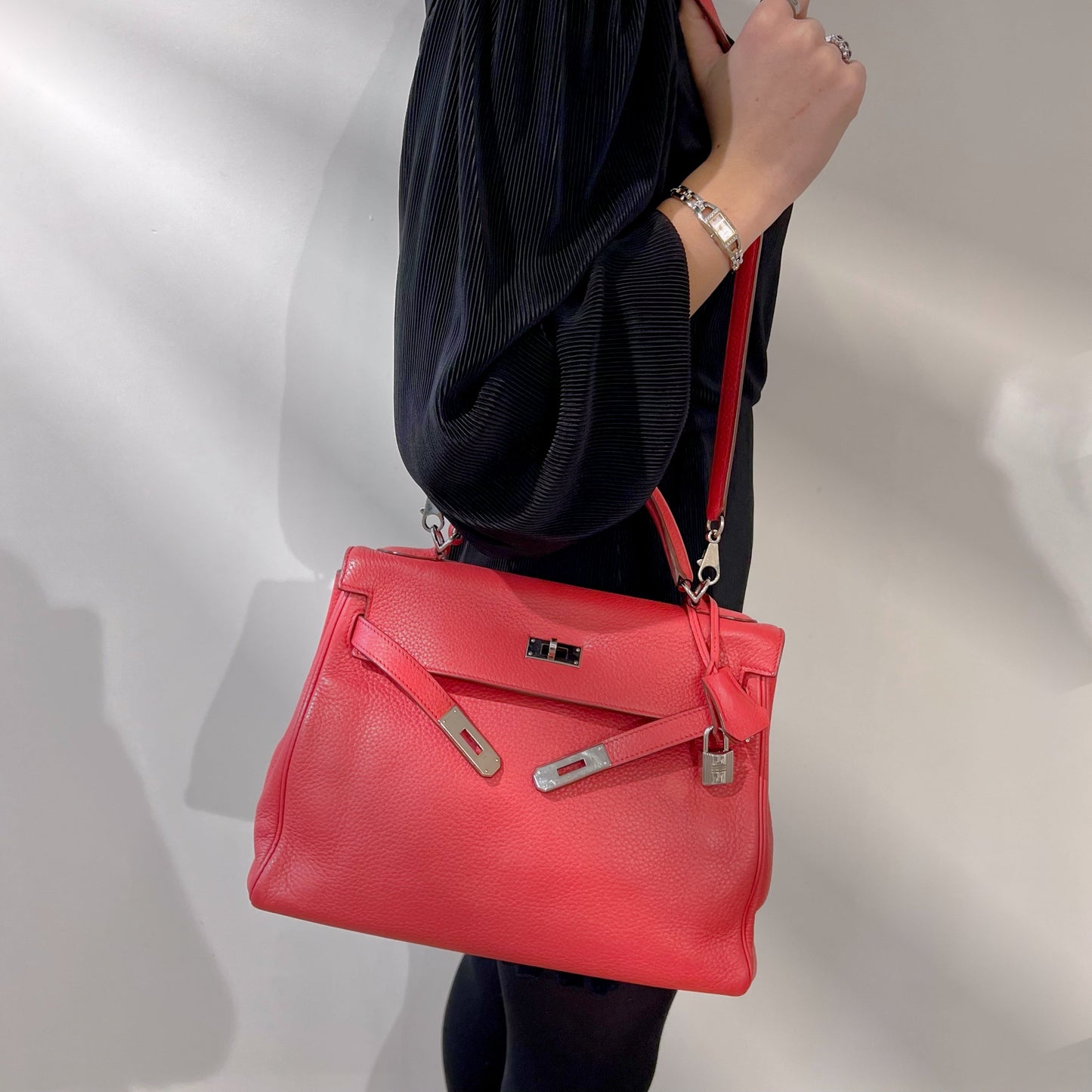 Hermes Kelly 32 Bag