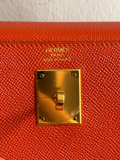 Hermes Kelly Sellier Bag 32 in Orange Epsom Leather With Gold Hardware