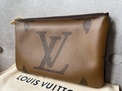 Louis Vuitton Double Zip Pochette Monogram (RRP £1150)