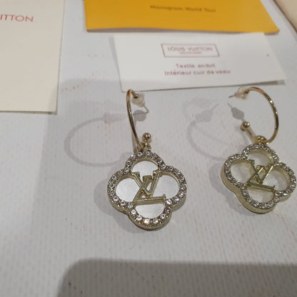 Louis Vuitton Earrings.