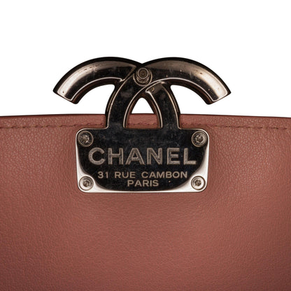 Chanel CC Calfskin Box Flap Bag (SHG-GGzEwT)