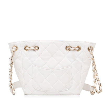 Chanel CC Caviar Bucket Bag (SHG-8IGeqO)