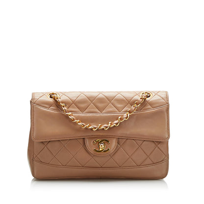 Chanel CC Lambskin Leather Flap Bag (SHG-arKGxI)