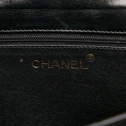 Chanel CC Lambskin Leather Shoulder Bag (SHG-33610)