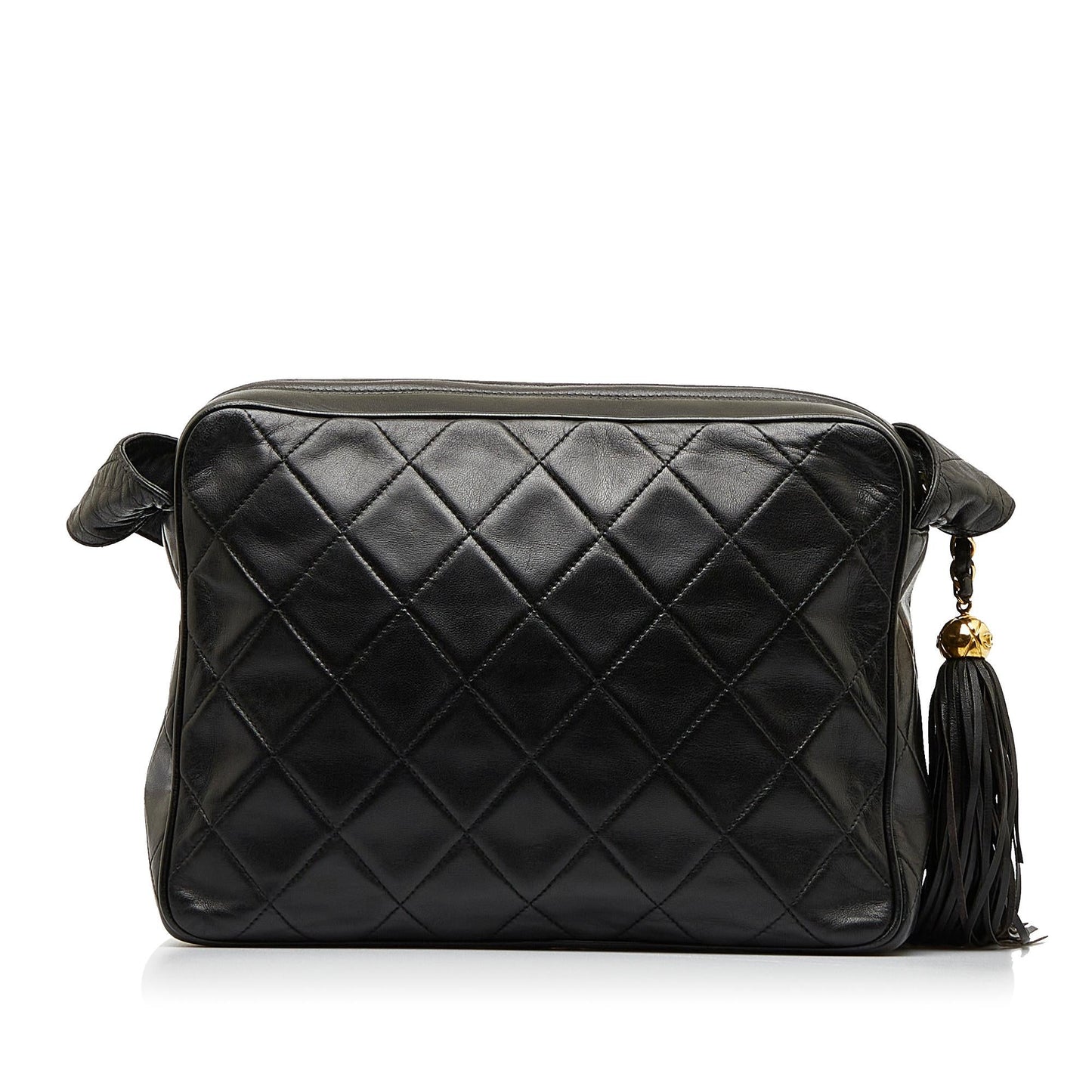 Chanel CC Matelasse Tassel Crossbody (SHG-ZmhsO3)