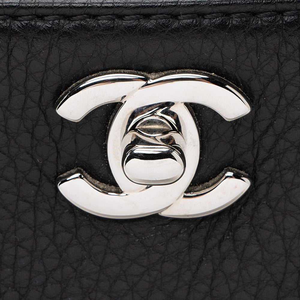 Chanel Caviar Leather Cerf Classic Executive Tote (SHF-21245)