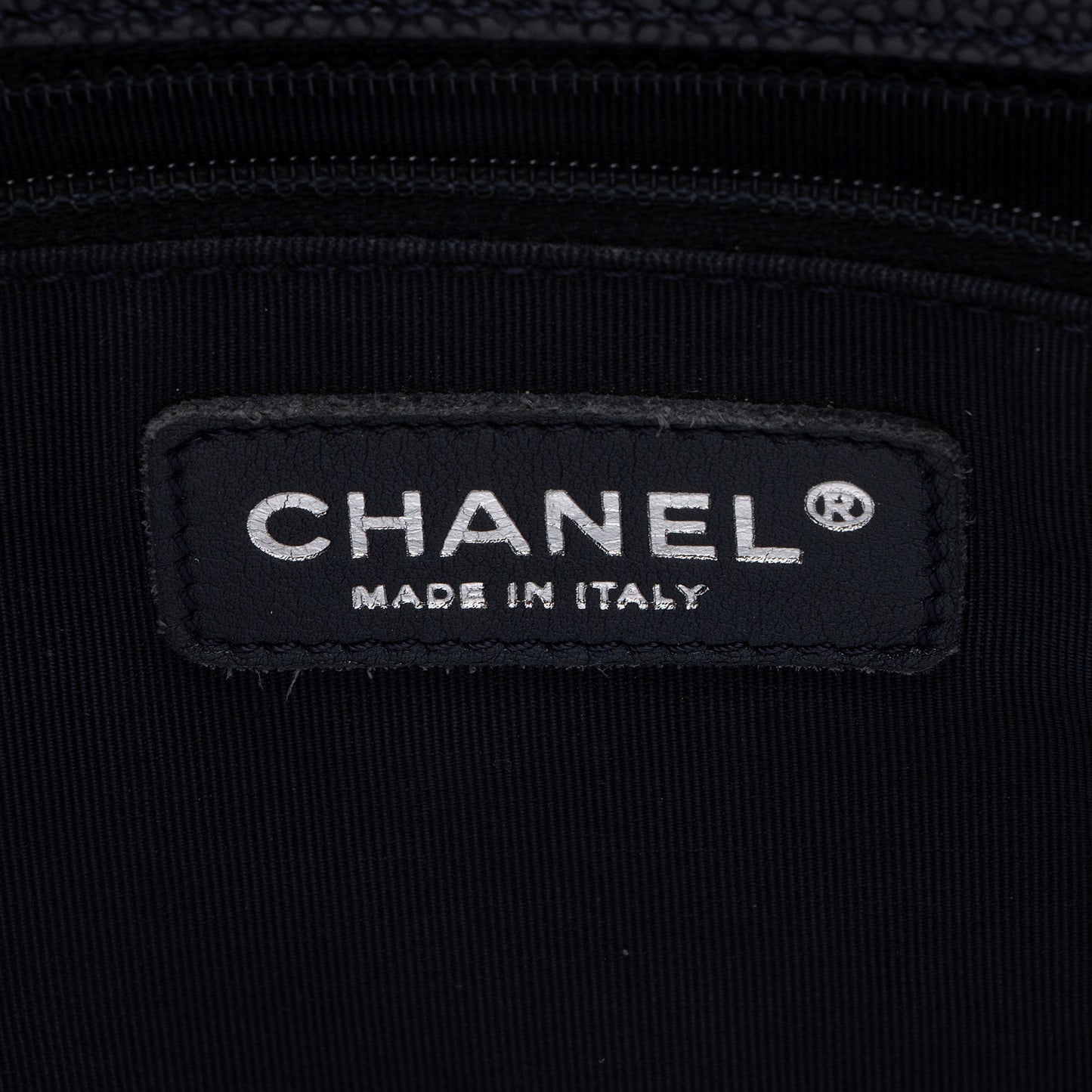 Chanel Caviar Leather Grand Shopping Tote (SHF-xyGXto)