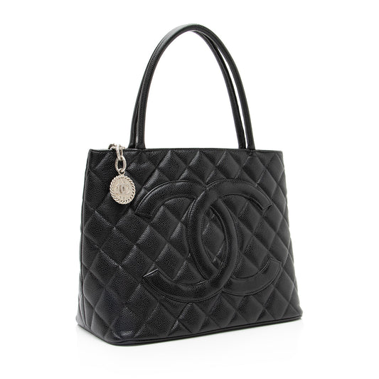 Chanel Caviar Leather Medallion Tote (SHF-23125)