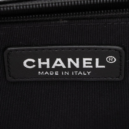 Chanel Caviar Leather New Medium Boy Bag (SHF-22701)