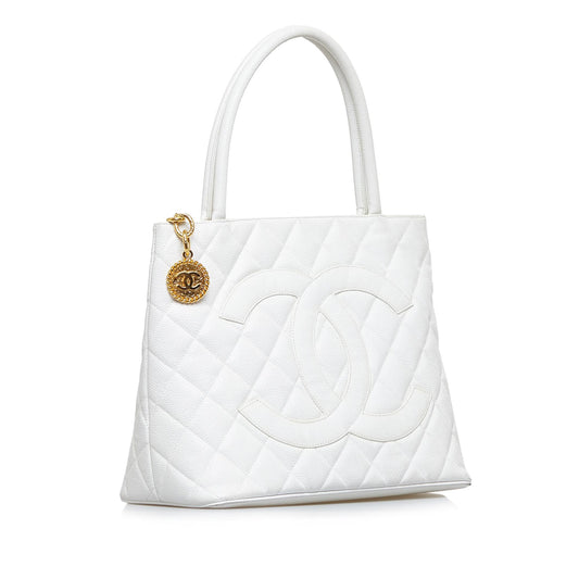 Chanel Caviar Medallion Tote (SHG-lGCrVT)