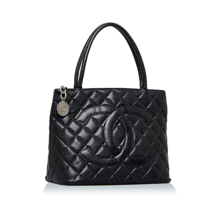 Chanel Caviar Medallion Tote (SHG-CyxjCt)